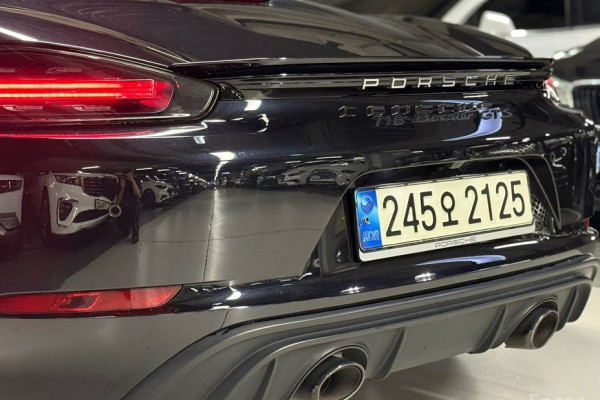 2021 Porsche 718 Spyder с пробегом 47 980 км