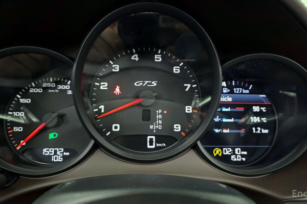 2023 Porsche Boxster с пробегом 15 972 км