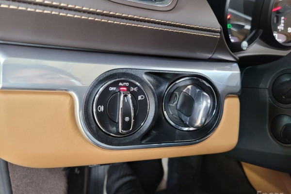 2022 Porsche Boxster с пробегом 10 400 км