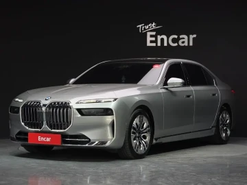 2023 BMW 7 серии с пробегом 79 080 км