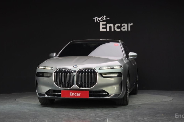 2023 BMW 7 серии с пробегом 79 080 км