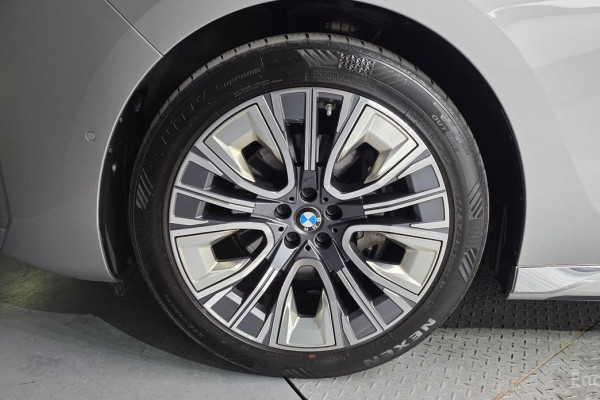 2023 BMW 7 серии с пробегом 79 080 км