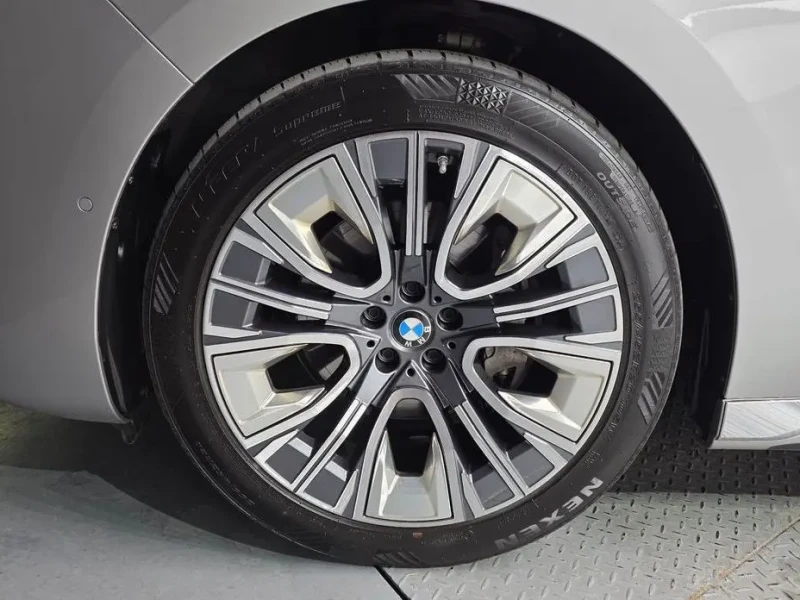 2023 BMW 7 серии с пробегом 79 080 км