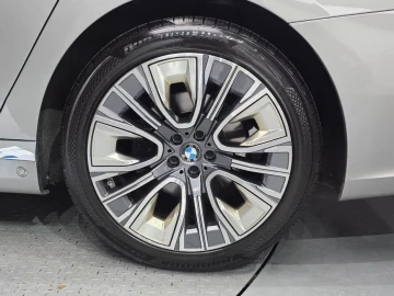 2023 BMW 7 серии с пробегом 79 080 км