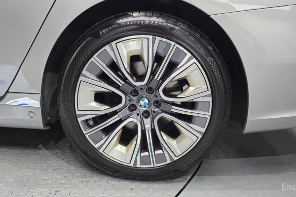2023 BMW 7 серии с пробегом 79 080 км
