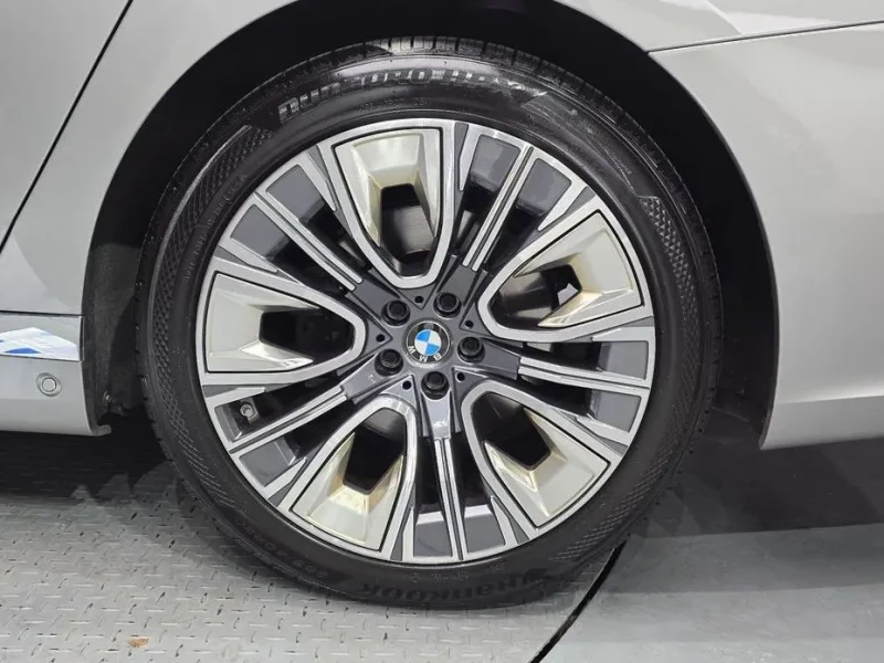 2023 BMW 7 серии с пробегом 79 080 км