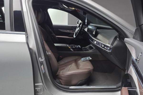2023 BMW 7 серии с пробегом 79 080 км