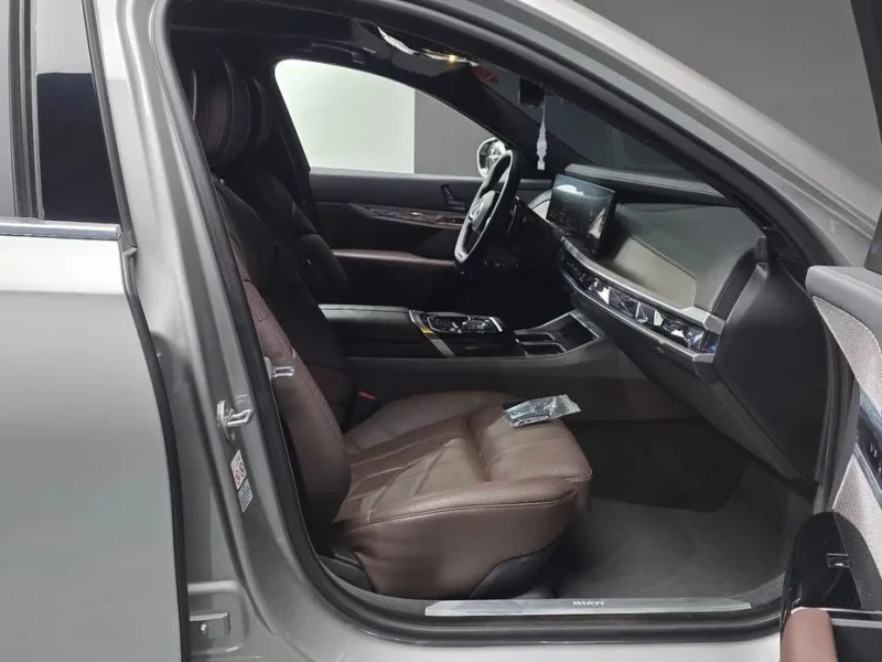2023 BMW 7 серии с пробегом 79 080 км