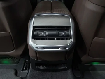 2023 BMW 7 серии с пробегом 79 080 км