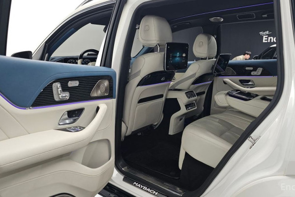 2023 Mercedes-Benz GLS с пробегом 38 227 км