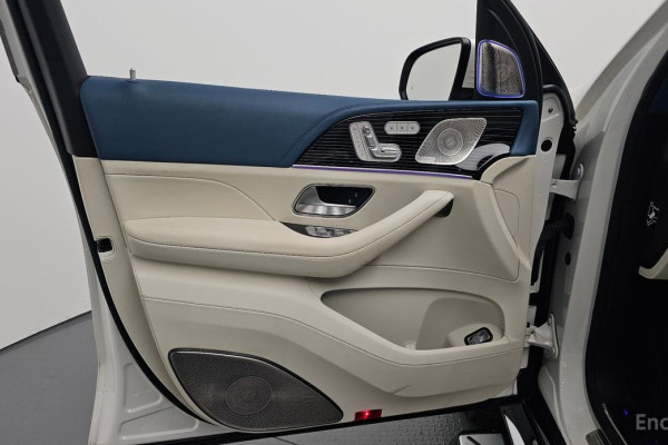 2023 Mercedes-Benz GLS с пробегом 38 227 км