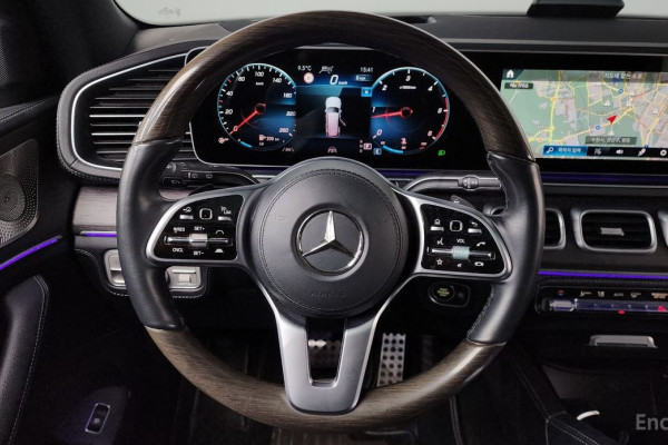 2022 Mercedes-Benz GLS с пробегом 83 974 км