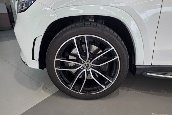 2023 Mercedes-Benz GLS с пробегом 53 970 км