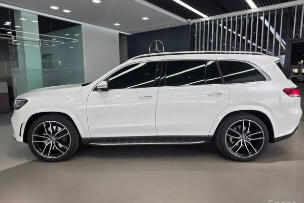 2023 Mercedes-Benz GLS с пробегом 53 970 км