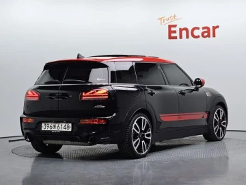 2022 Mini Clubman с пробегом 37 670 км