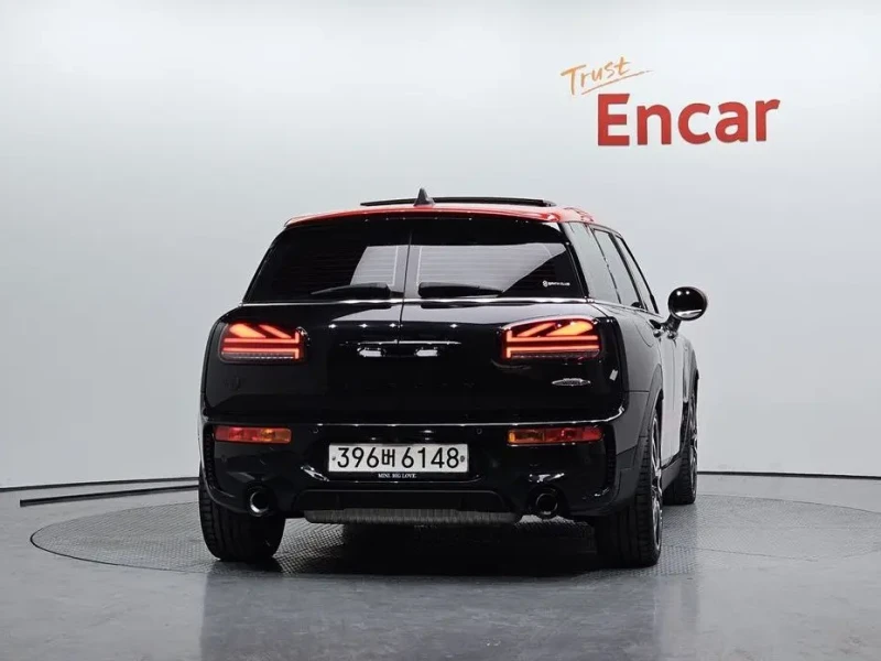 2022 Mini Clubman с пробегом 37 670 км