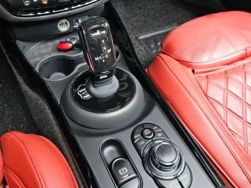 2022 Mini Clubman с пробегом 37 670 км