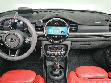 2022 Mini Clubman с пробегом 37 670 км