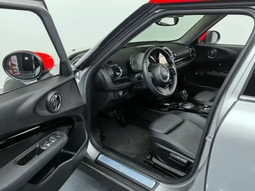2023 Mini Clubman с пробегом 40 279 км