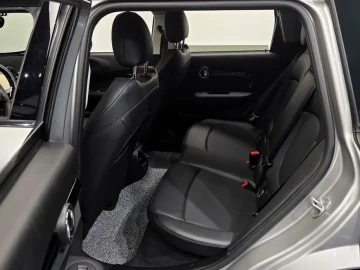 2023 Mini Clubman с пробегом 40 279 км