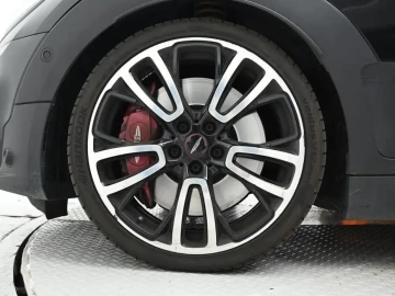 2023 Mini Clubman с пробегом 35 723 км