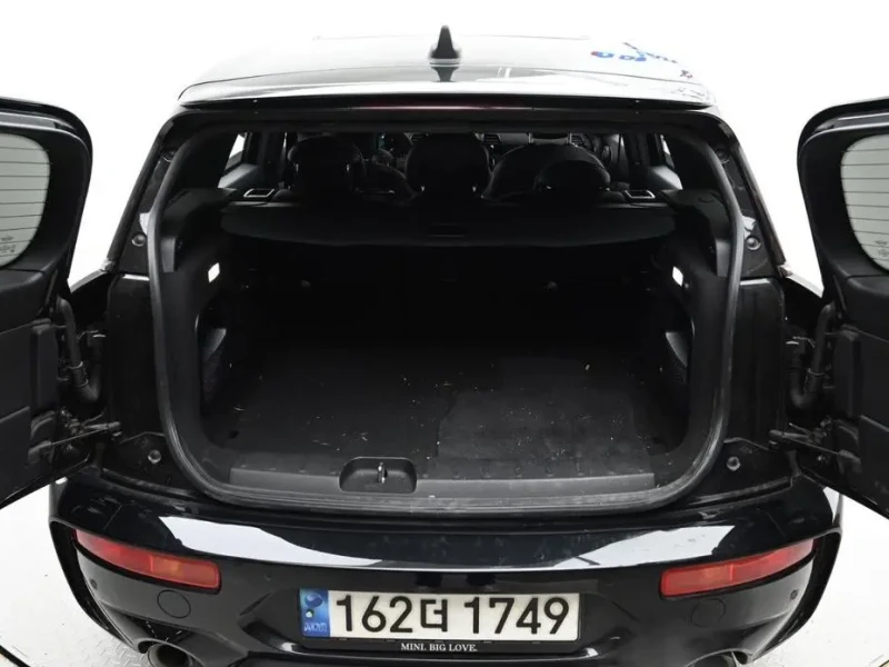 2023 Mini Clubman с пробегом 35 723 км