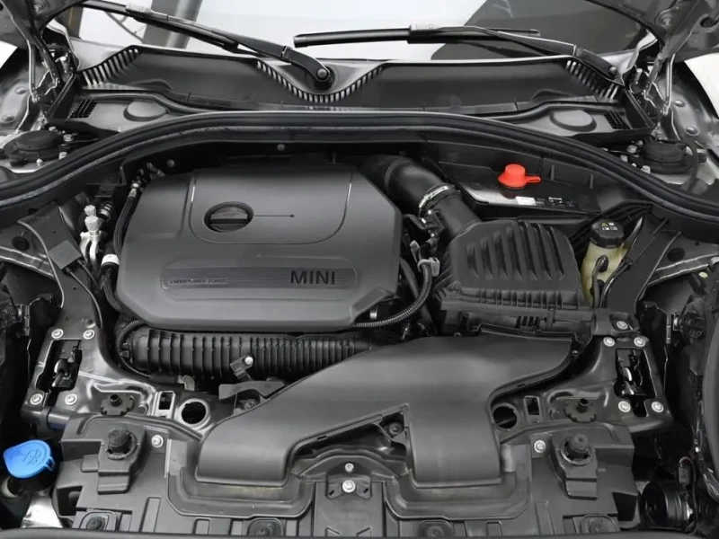 2023 Mini Clubman с пробегом 26 522 км