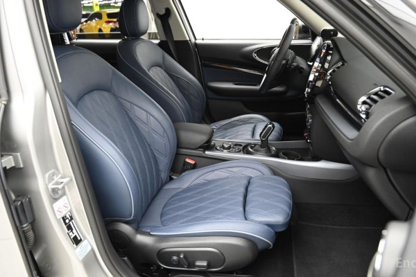 2023 Mini Clubman с пробегом 26 522 км