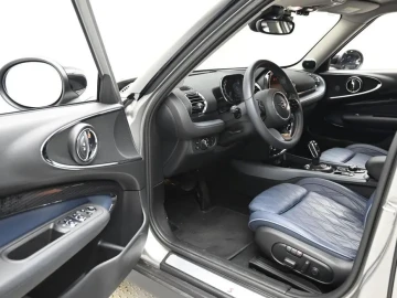 2023 Mini Clubman с пробегом 26 522 км