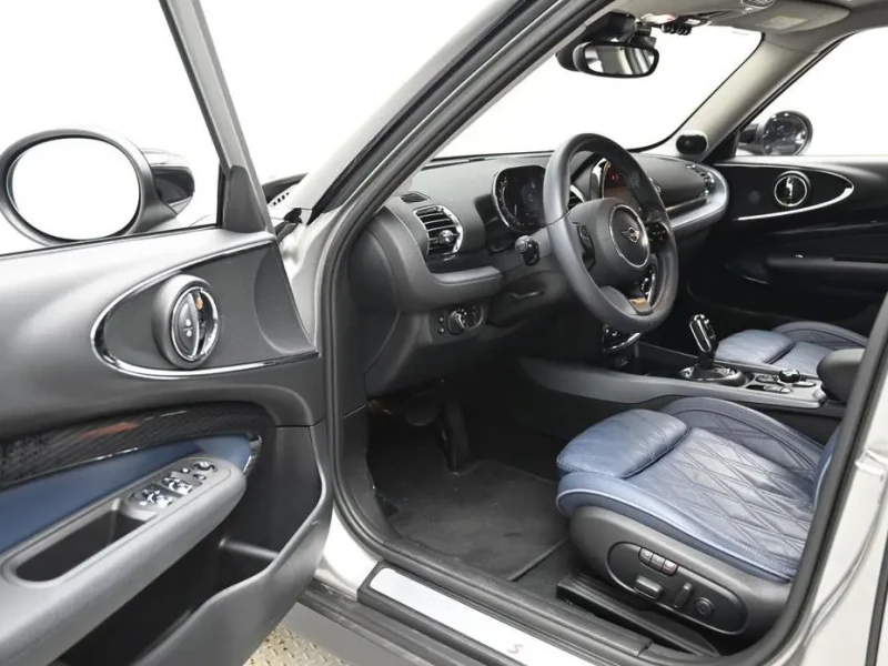 2023 Mini Clubman с пробегом 26 522 км