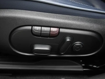 2023 Mini Clubman с пробегом 26 522 км