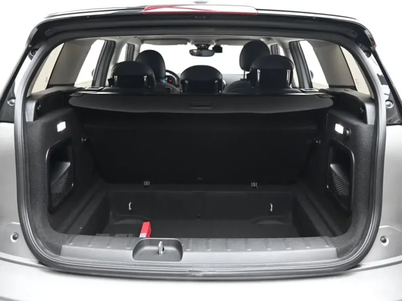 2023 Mini Clubman с пробегом 26 522 км