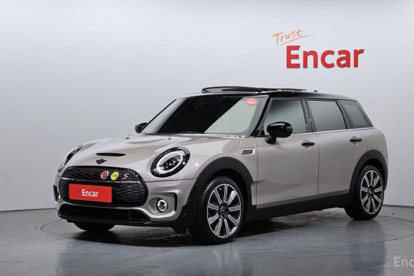 2022 Mini Clubman с пробегом 16 126 км