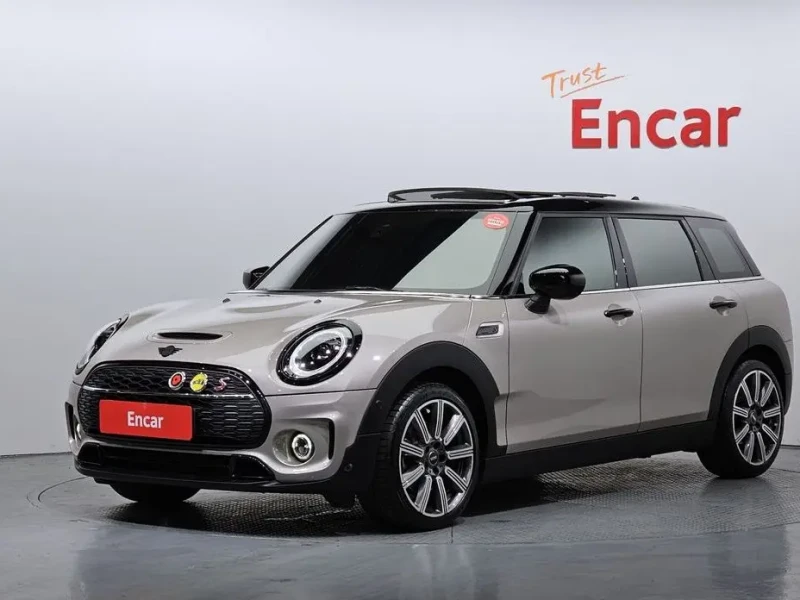 2022 Mini Clubman с пробегом 16 126 км