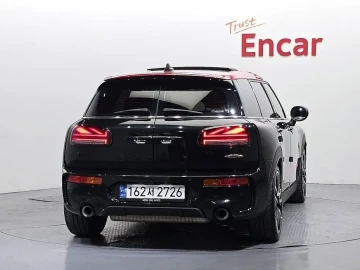 2023 Mini Clubman с пробегом 44 472 км