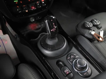 2023 Mini Clubman с пробегом 44 472 км