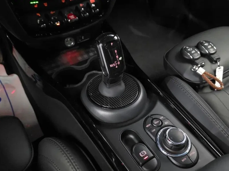 2023 Mini Clubman с пробегом 44 472 км