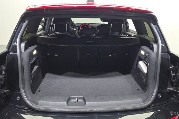 2023 Mini Clubman с пробегом 44 472 км