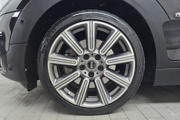 2022 Mini Clubman с пробегом 48 106 км