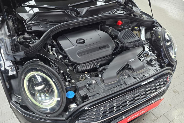 2022 Mini Clubman с пробегом 48 106 км