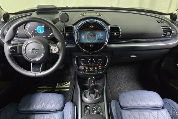 2022 Mini Clubman с пробегом 48 106 км