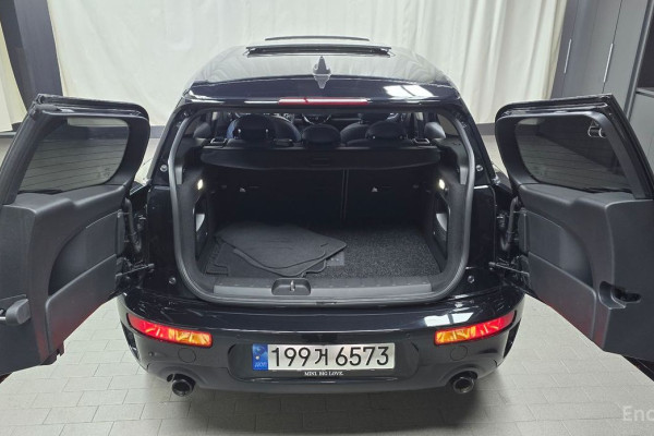 2022 Mini Clubman с пробегом 48 106 км