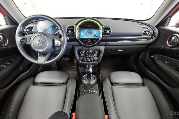 2023 Mini Clubman с пробегом 44 145 км