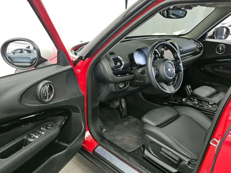 2023 Mini Clubman с пробегом 44 145 км