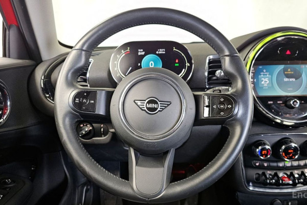 2023 Mini Clubman с пробегом 44 145 км