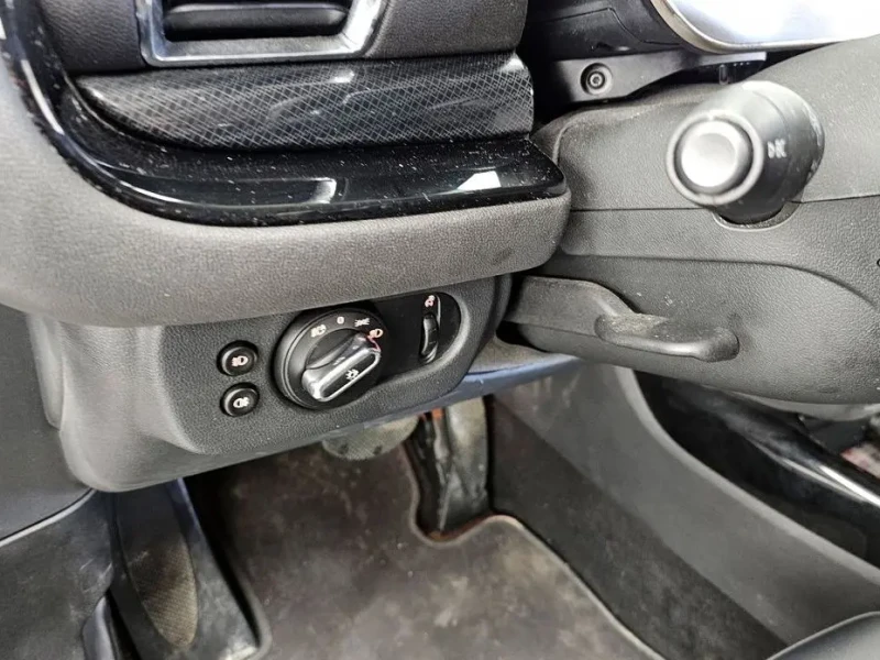 2023 Mini Clubman с пробегом 44 145 км