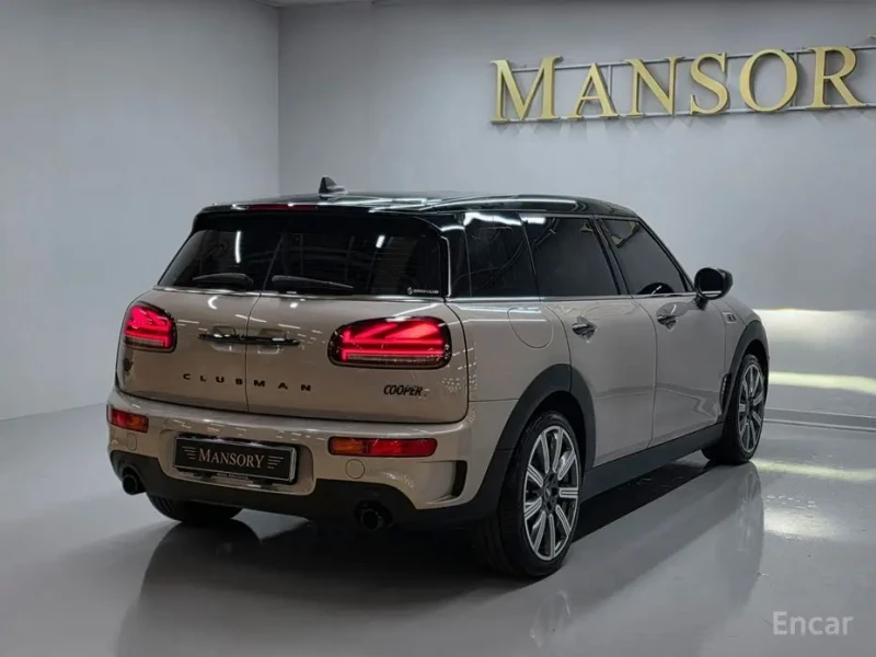 2022 Mini Clubman с пробегом 26 700 км