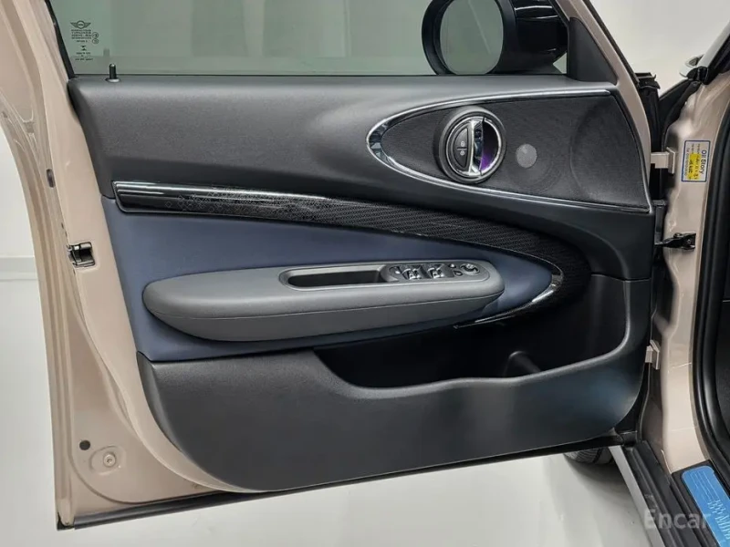 2022 Mini Clubman с пробегом 26 700 км