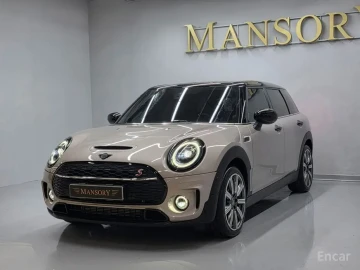 2022 Mini Clubman с пробегом 26 700 км