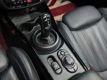 2023 Mini Clubman с пробегом 62 192 км